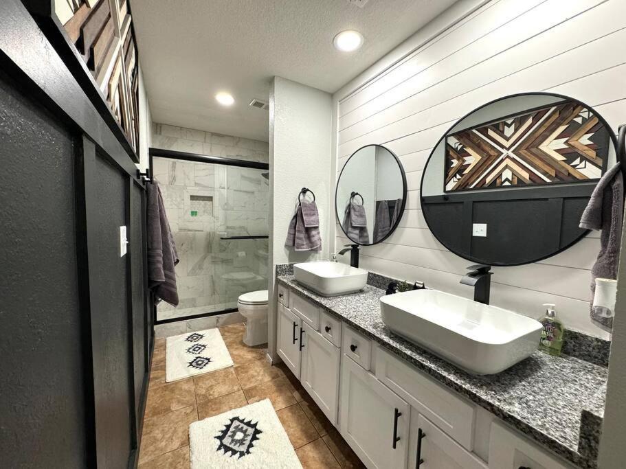 Modern Comfort: Updated Cozy Condo In Indian Point Branson Exterior foto